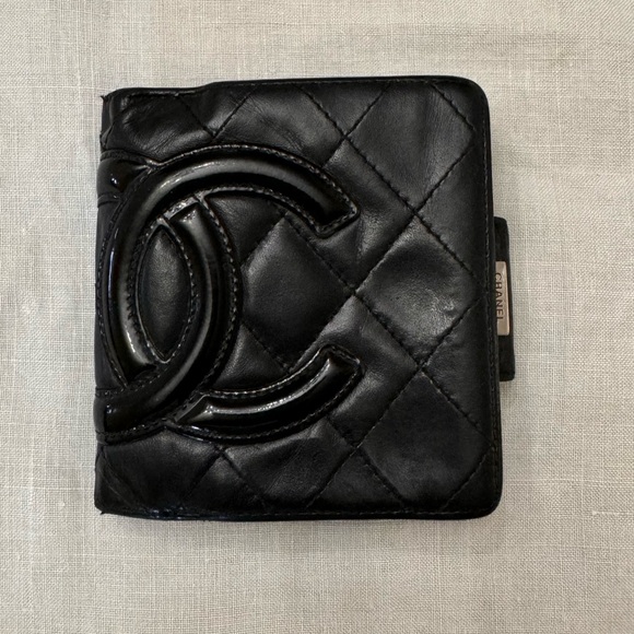 Chanel Calfskin Quilted Cambon Kisslock Wallet - Picture 2 of 9
